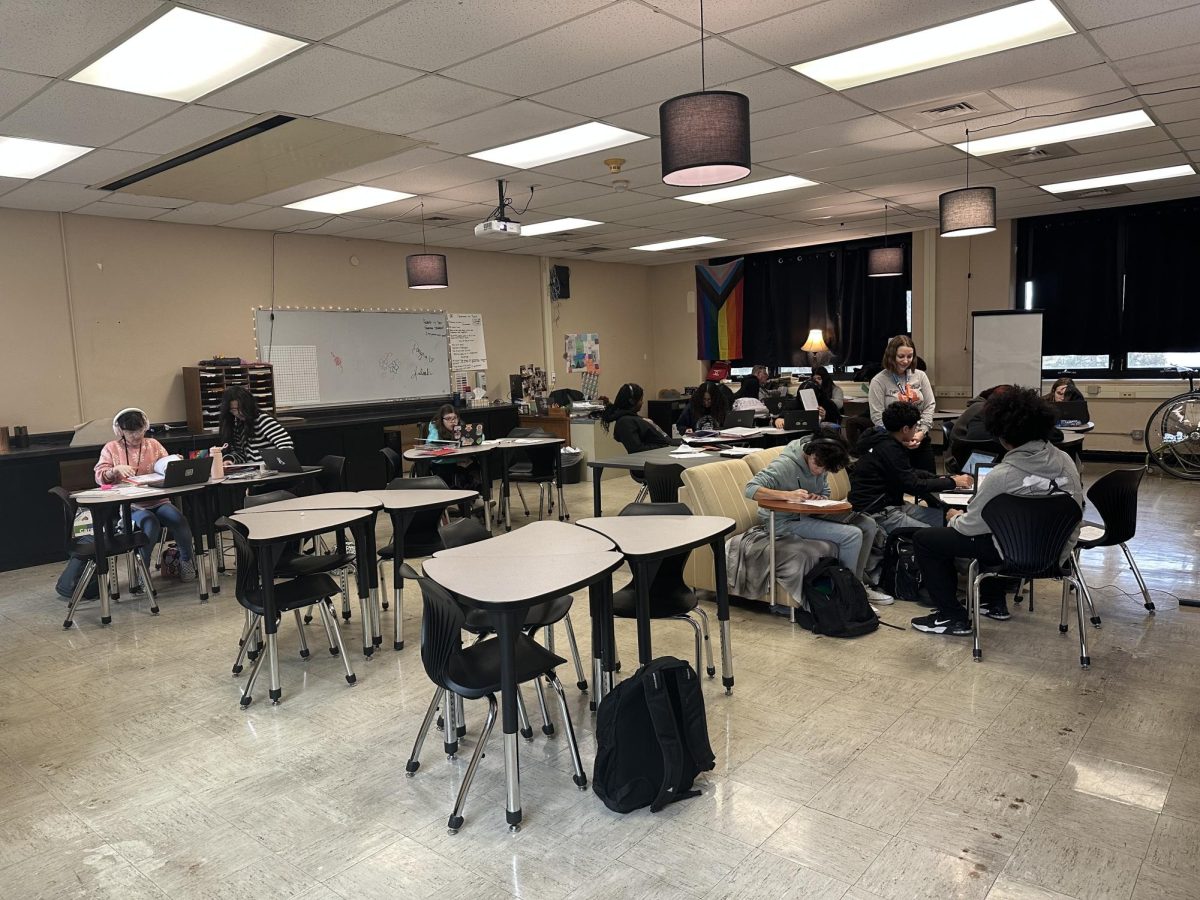 Mrs. Janosik's AVID class prepares for tutorials