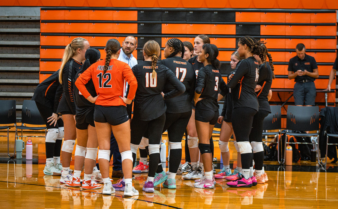 Lady Pretz Volleyball Team to Finish 2025 Season on Thursday