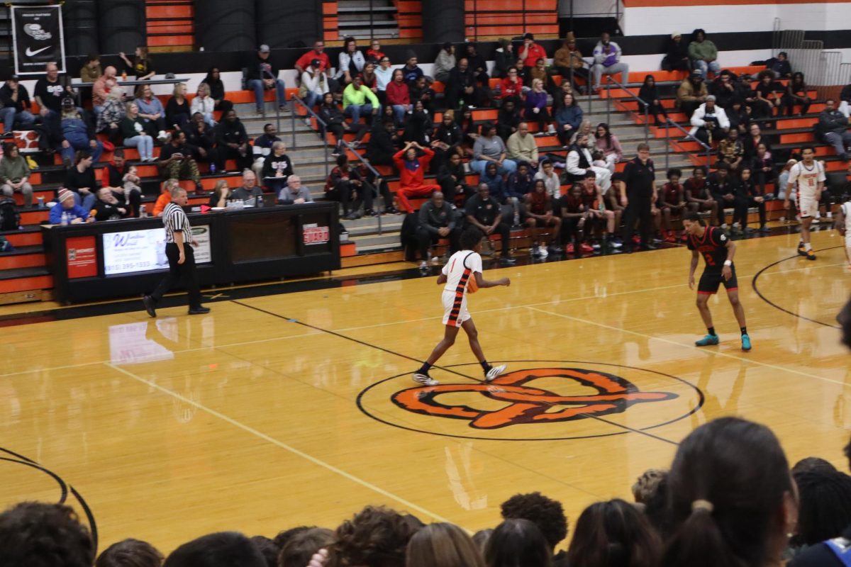 Freeport Pretzels Lose to Auburn Knights 84-48