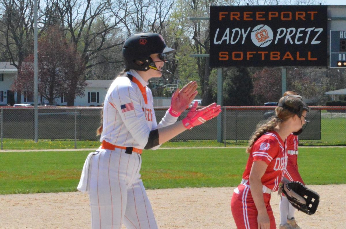 Walk-Off Secures The Freeport Varsity Softball Win Over Oregon